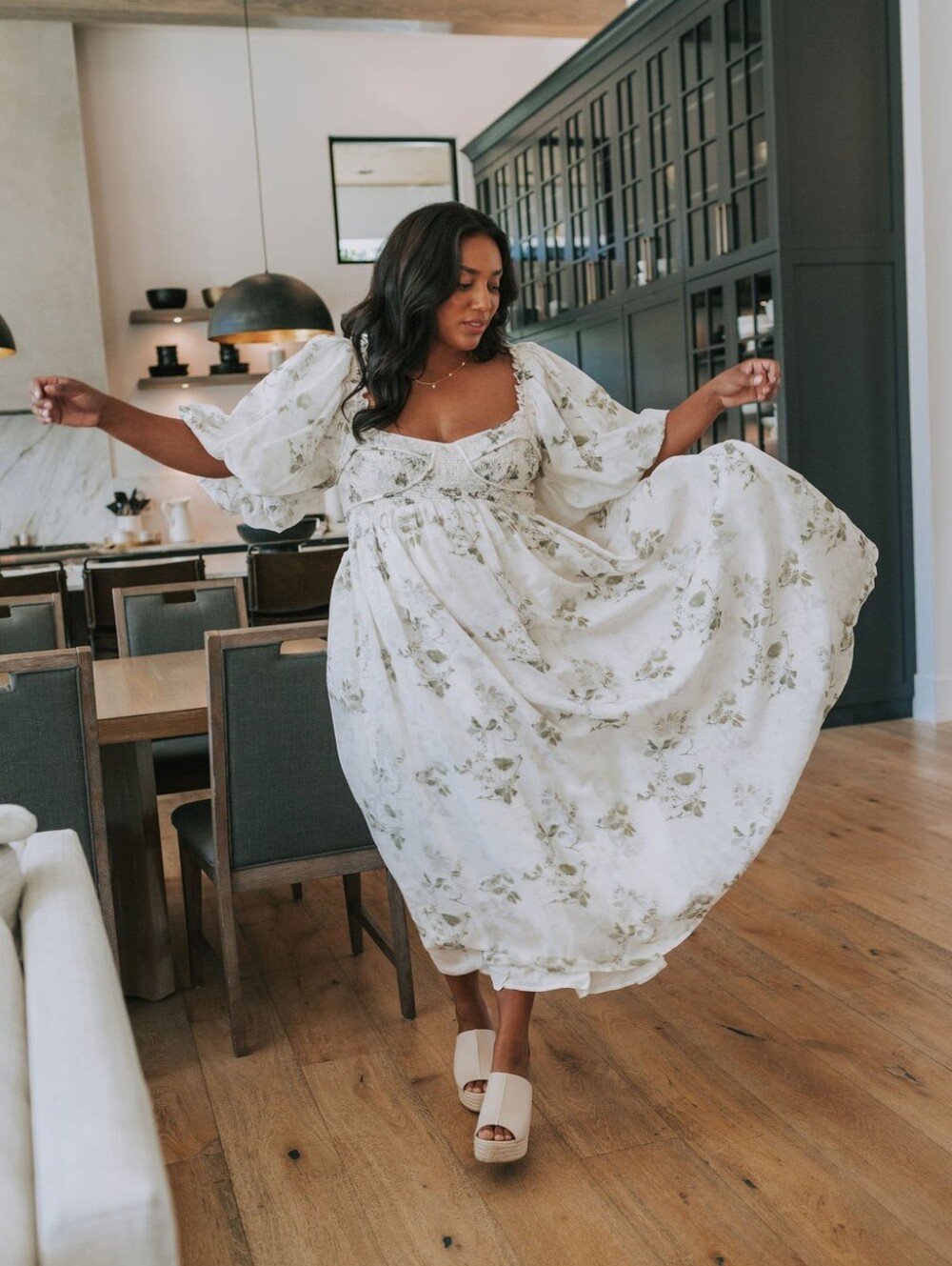 One Loved Babe Ivory Floral Puff-Sleeve Maxi Dress - Picture 3 of 15